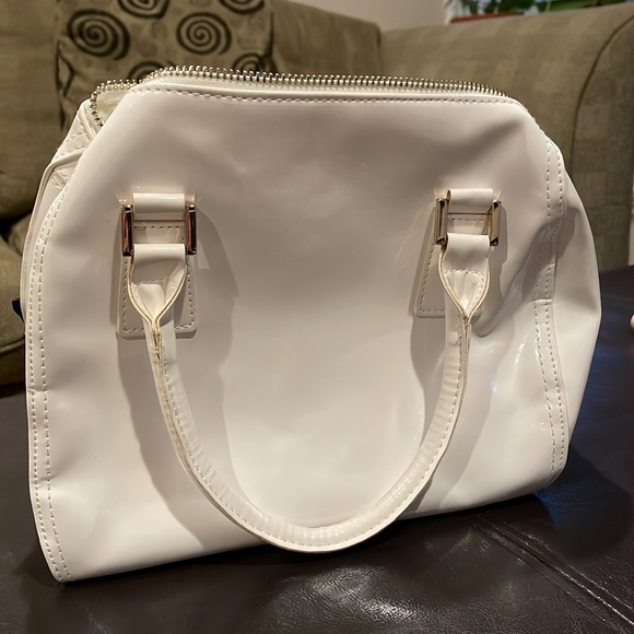 Versace Parfumerie White Handbag gently used - Picture 2 of 4